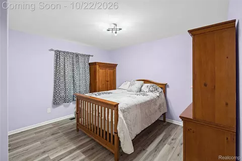 Bedroom - 816 Meadow Dr, Davison, MI 48423 photo 4 of 6