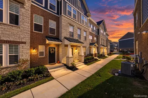 42975 Atwood Avenue Ave 18 Apt Ave #41, Novi, MI 48375