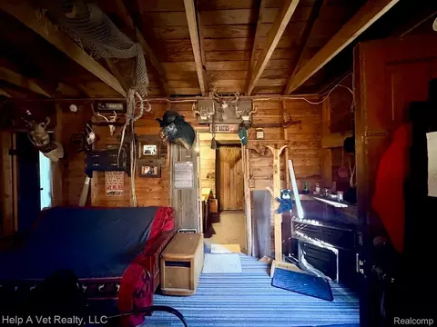 Entry Way - 8187 W Gardner Dr, Lake, MI 49304 photo 2 of 2