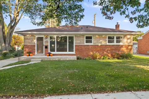 1437 Jeffery St, Ypsilanti, MI 48198
