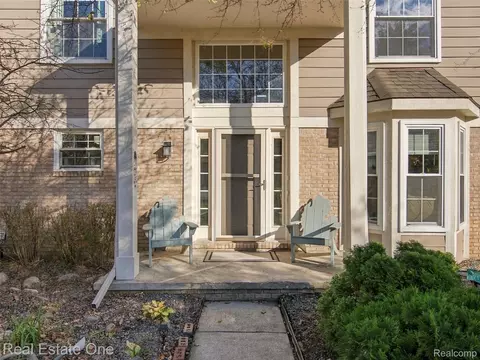 Exterior - 5606 Adderstone Dr, Independence, MI 48346 photo 5 of 9
