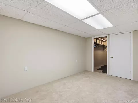 Bedroom - 5606 Adderstone Dr, Independence, MI 48346 photo 5 of 5