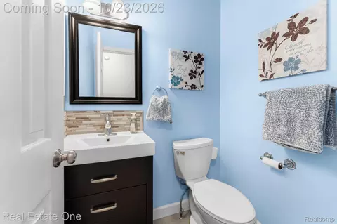 Bath - 6734 Robison Ln, Pittsfield, MI 48176 photo 1 of 3