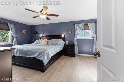 Bedroom - 6734 Robison Ln, Pittsfield, MI 48176 photo 2 of 5