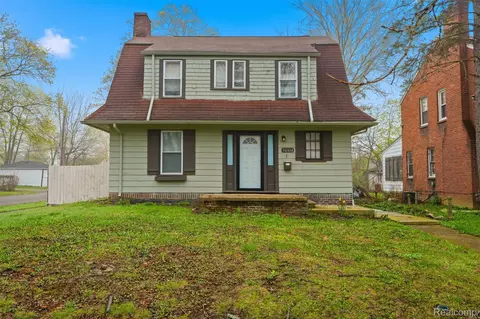 16614 Sunderland Rd, Detroit, MI 48219
