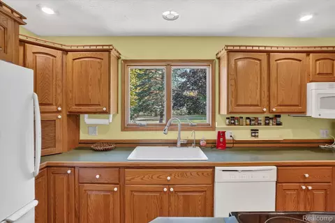 Kitchen - 3876 Harmon Rd, Duplain, MI 48879 photo 4 of 4