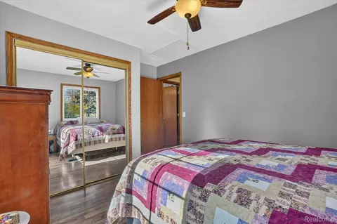 Bedroom - 3876 Harmon Rd, Duplain, MI 48879 photo 6 of 7
