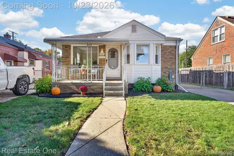15203 Dasher Ave, Allen Park, MI 48101