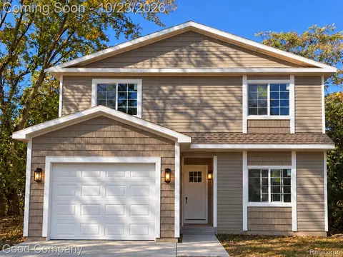 566 Harvey Avenue Ave, Pontiac, MI 48341
