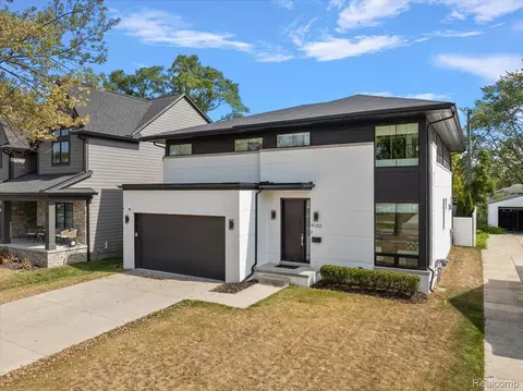 4102 Woodland Ave, Royal Oak, MI 48073