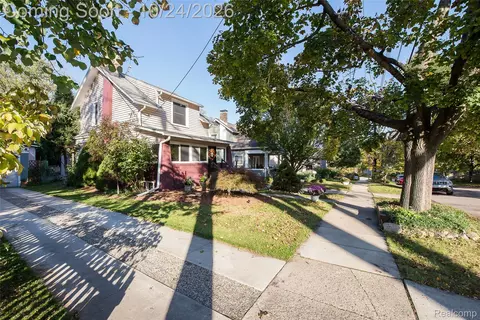 Exterior - 908 Willow St, Ann Arbor, MI 48103 photo 9 of 9