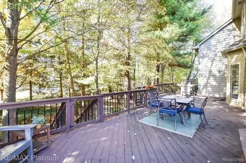 Exterior - 4688 Mcdonald Ct, Genoa, MI 48116 photo 3 of 6