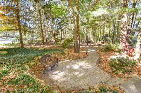 Exterior - 4688 Mcdonald Ct, Genoa, MI 48116 photo 6 of 6