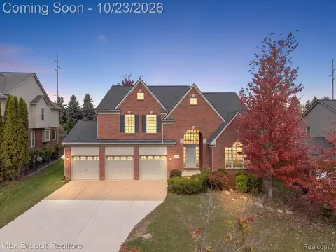 49896 Parkside Dr, Northville, MI 48168