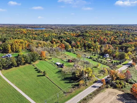 View/Area - 6136 Ormond Rd, Springfield, MI 48350 photo 3 of 6