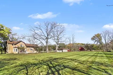Exterior - 6136 Ormond Rd, Springfield, MI 48350 photo 11 of 12