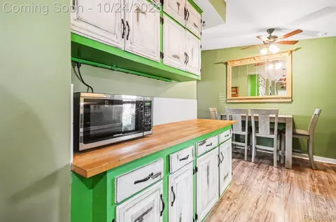 Kitchen - 3441 Denson Dr, Sterling Heights, MI 48310 photo 1 of 4