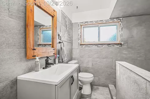 Bath - 3441 Denson Dr, Sterling Heights, MI 48310 photo 1 of 2