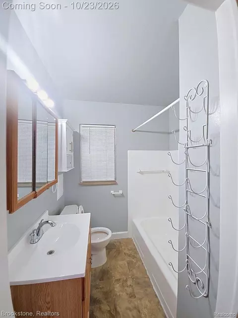 Bath - 3045 Academy St, Dearborn, MI 48124 photo 2 of 2