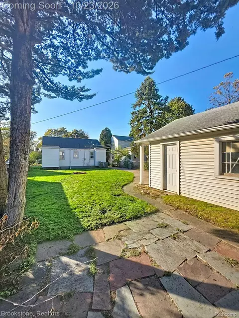 Exterior - 3045 Academy St, Dearborn, MI 48124 photo 3 of 3