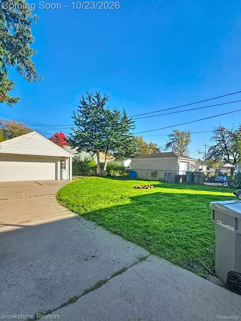Exterior - 3045 Academy St, Dearborn, MI 48124 photo 1 of 3
