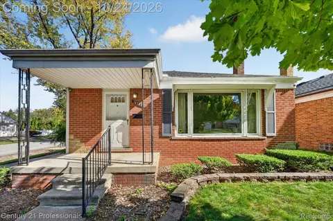 16792 Centralia, Redford, MI 48240