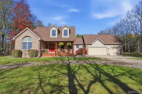 3384 Davison Lake Rd, Hadley, MI 48462