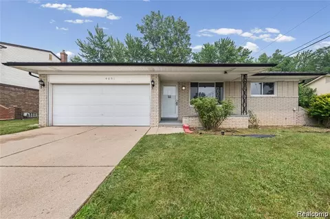 4051 Dickson Dr, Sterling Heights, MI 48310