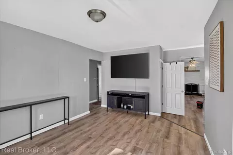 Entry Way - 35208 Michelle Dr, Romulus, MI 48174 photo 1 of 3