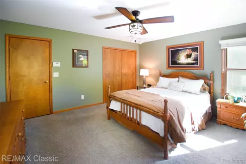 Bedroom - 4768 Dillon St, Genoa, MI 48116 photo 2 of 5