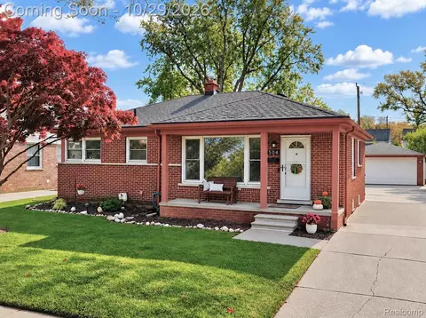 504 E La Salle Ave, Royal Oak, MI 48073