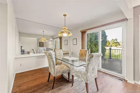 Dining - 18628 Hilltop Dr, Riverview, MI 48193 photo 1 of 1