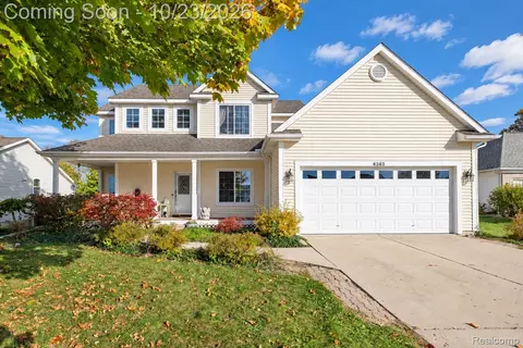 4361 Covey Ct, Grand Blanc, MI 48439