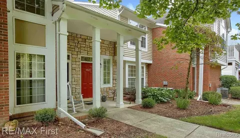 44829 Marigold Dr, Sterling Heights, MI 48314