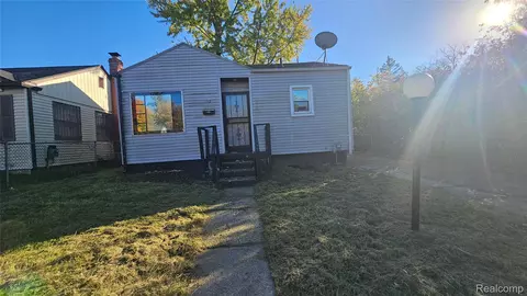 112 E Marengo Ave, Flint, MI 48505