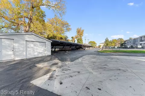 Exterior - 41 E River Rd #GROSSE, Ile, MI 48138 photo 4 of 5