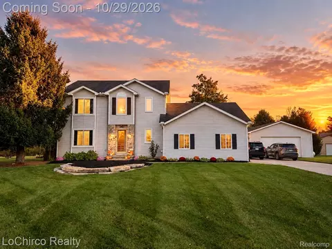 2467 Bull Run, Oxford, MI 48371