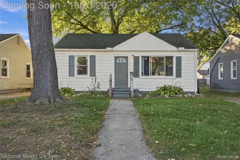 26323 Brettonwoods St, Madison Heights, MI 48071