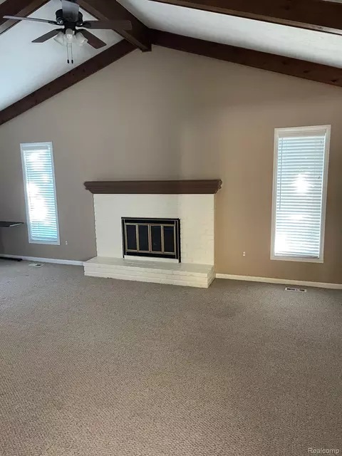 Living - 47152 Rosemary Rd, Macomb, MI 48044 photo 2 of 2