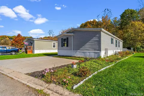 Other - 165 Apollo Cir, Flushing, MI 48433 photo 2 of 8