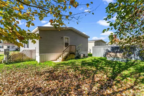 Exterior - 165 Apollo Cir, Flushing, MI 48433 photo 3 of 4
