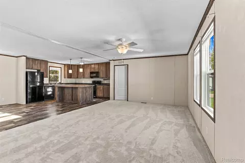 Living - 165 Apollo Cir, Flushing, MI 48433 photo 1 of 6