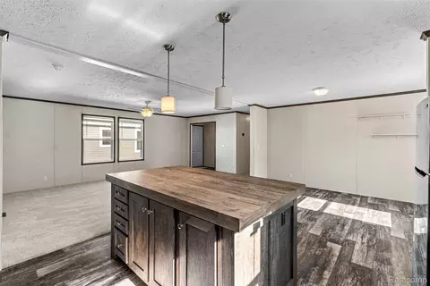 Other - 165 Apollo Cir, Flushing, MI 48433 photo 5 of 8