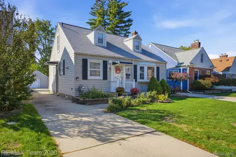 Exterior - 22355 Olmstead St, Dearborn, MI 48124 photo 2 of 8