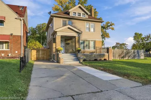 12631 Wilshire Dr, Detroit, MI 48213