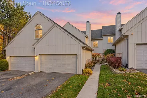 29235 Laurel Dr #FAINGTON, Farmington Hills, MI 48331