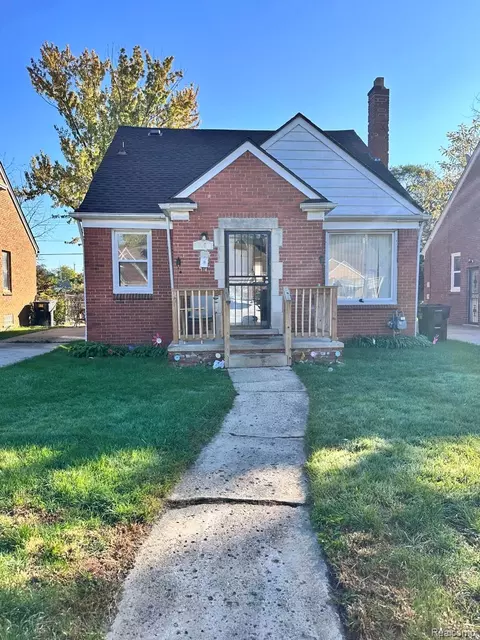 18262 Ashton Ave, Detroit, MI 48219