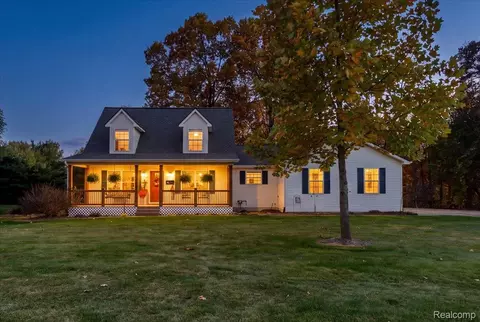 7392 Oceola Farms Ct, Oceola, MI 48855