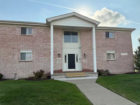 21542 Saint Gertrude St #ST, Saint Clair Shores, MI 48081