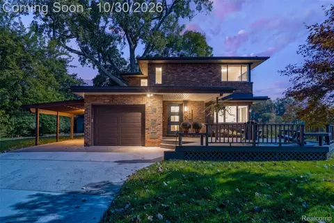150 Eastlawn St E, Detroit, MI 48215
